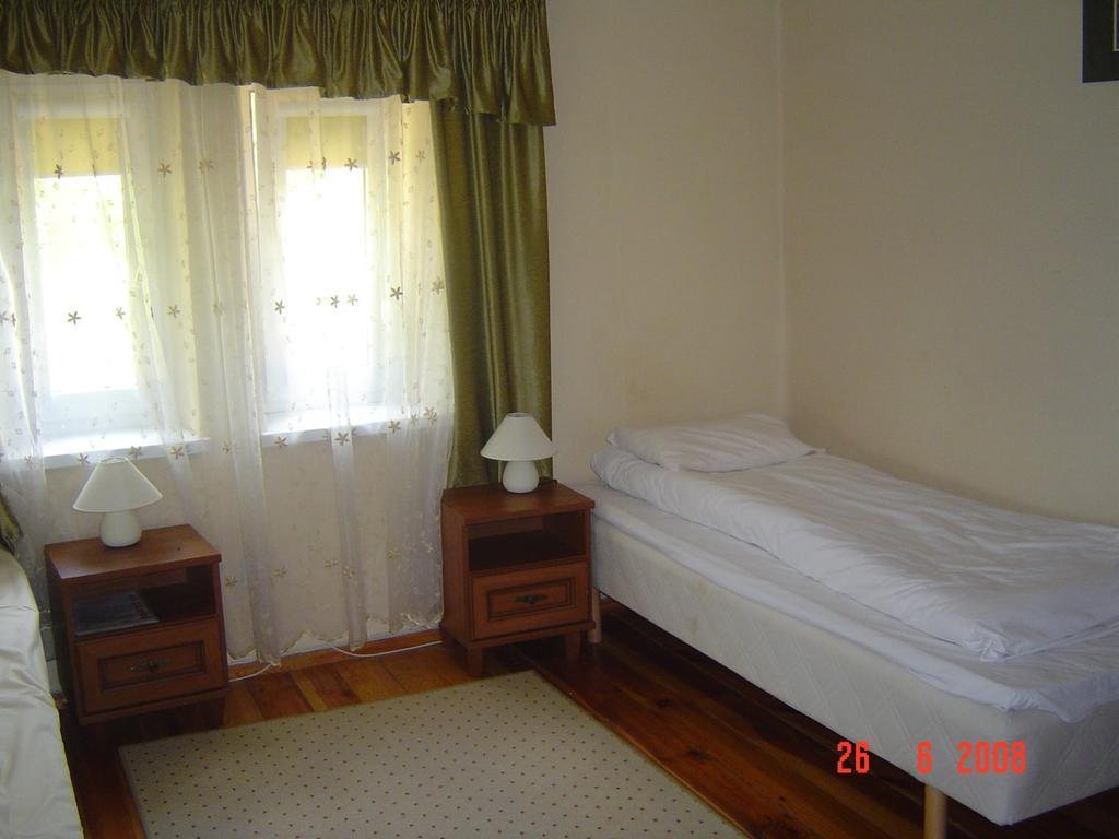 Bed & Breakfast Palacyk W Lisewie